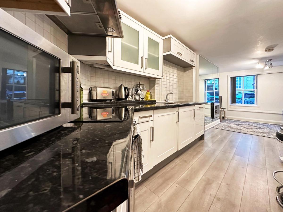 Chic Apartment In Mayfair London Luaran gambar